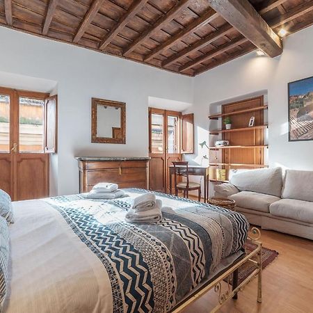 Апартаменти Montecitorio & Pantheon Stylish Flat Рим Екстер'єр фото